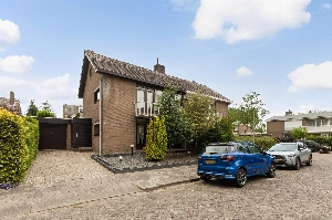 Van der Leeuwlaan 4