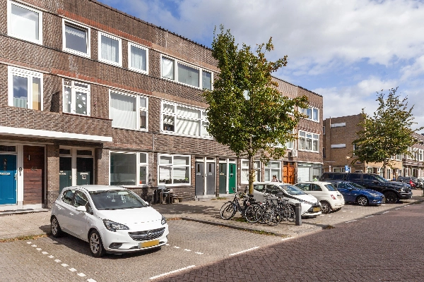 Van 's-Gravesandestraat 44A