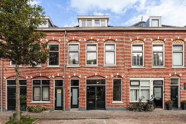 Emmastraat 107