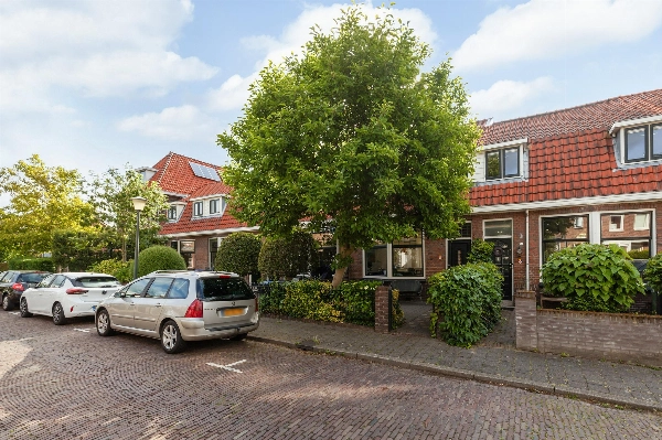 Asterstraat 27