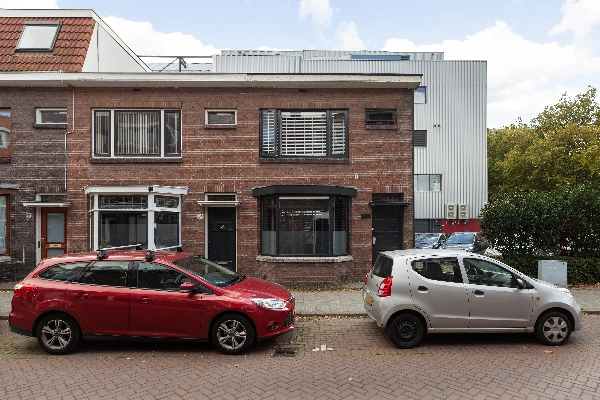 van Riebeeckstraat 69
