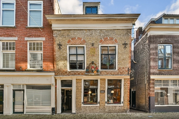 Hoogstraat 205A